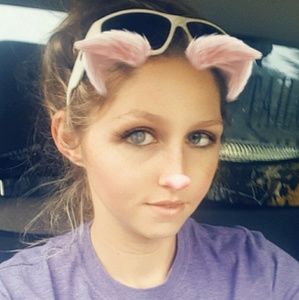 Meet your Posher, Cara